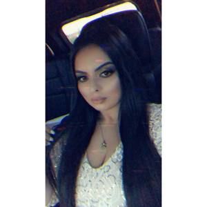 Meet your Posher, Daniela